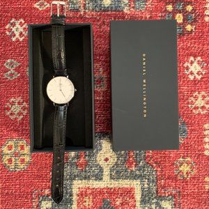 Daniel Wellington 28mm Watch